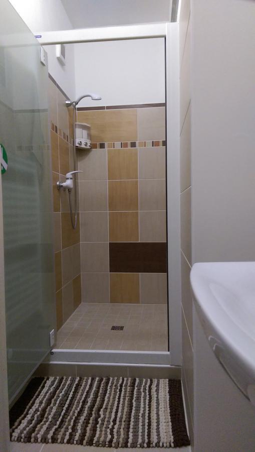 Luxury Air-Conditioned Rooms In Old Town ברטיסלאבה מראה חיצוני תמונה